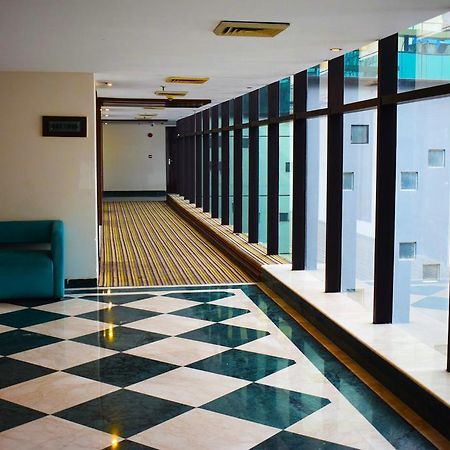Hotel Sewa Grand Фаридабад Экстерьер фото